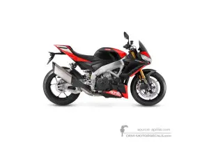 Aufkleber für Aprilia TUONO V4 1100 FACTORY 2024 - Schwarz • Aprilia OEM-Aufkleber
