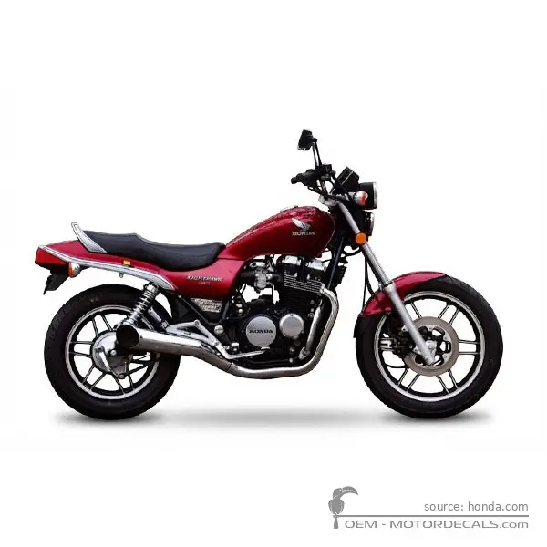 Honda CB650 NIGHTHAWK 1985 - Candy Scorpio Red