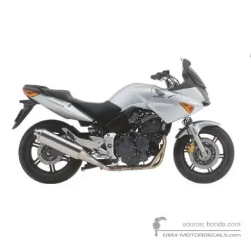 Honda CBF600S 2004 - Srebrny - Force Silver Metallic