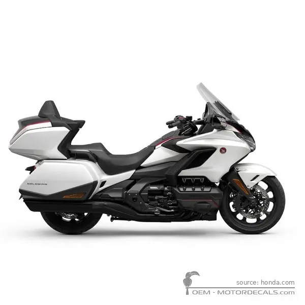 Honda GL1800 GOLD WING Tour Deluxe 2024 - Pearl Glare White