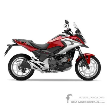 Honda NC750X 2016