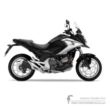 Honda NC750X 2017 - Czarny - Mat Gunpowder Black Metallic