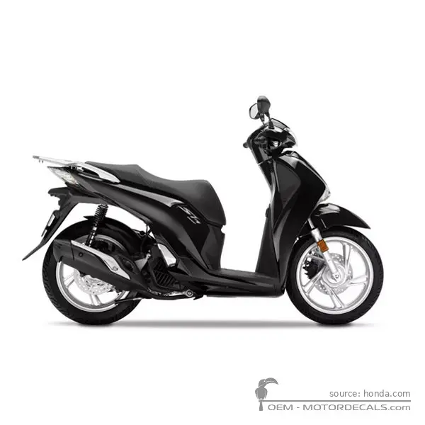 Honda SH150i 2017 - Pearl Nightstar Black