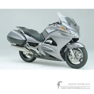 Honda ST1300 PAN EUROPEAN 2002 - Argent - Tower Silver Metallic