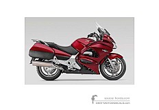 Adesivi per Honda ST1300 PAN EUROPEAN 2009 - Rosso • Honda Adesivi OEM