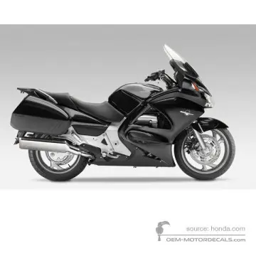 Honda ST1300 PAN EUROPEAN 2009 - Czarny - Pearl Cosmic Black