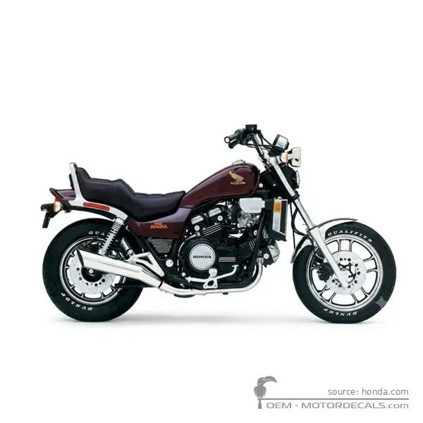 Honda VF1100C MAGNA 1984 - Candy Andromeda Red R131