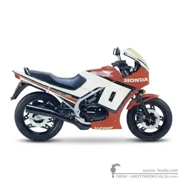 Honda VF500 FII Interceptor 1984 - Fighting Red
