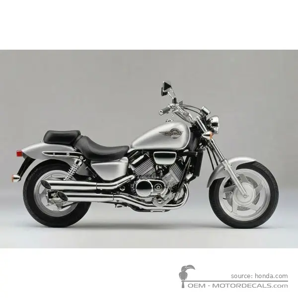 Honda VF750 C 1994 - Accurate Silver Metallic