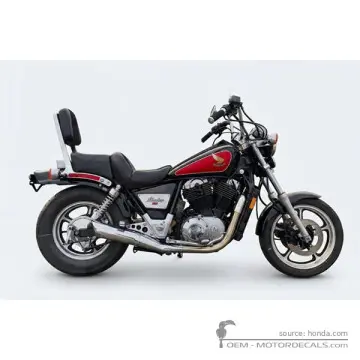 Honda VT1100 SHADOW 1985 - Red