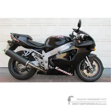 Kawasaki ZX7R 1997 - Ebony - Ebony