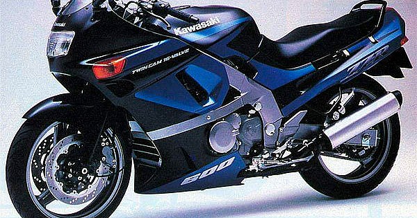 64 ブルースリー Amazon | INNO64 x TOYEAST 1/64 Nissan スカイライン GT-R