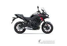 Aufkleber für Kawasaki KLE650 VERSYS 2024 - Grau Rot • Kawasaki OEM-Aufkleber