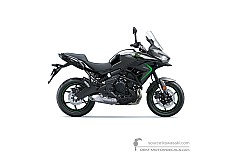 Adesivi per Kawasaki VERSYS | KLE650 2025 - Grigio • Kawasaki Adesivi OEM
