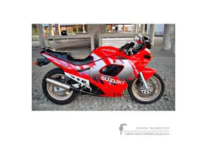 Aufkleber für Suzuki GSX600F 1992 - Rot • Suzuki OEM-Aufkleber