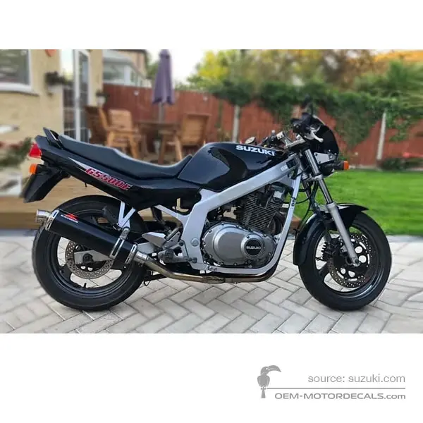 Suzuki GS500E 1997 - Czarny - Pearl Novelty Black