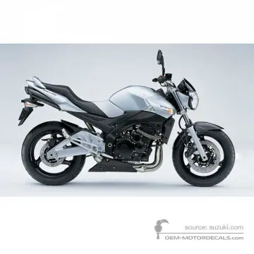Suzuki GSR600 2008 - Srebrny - Metallic Mystic Silver