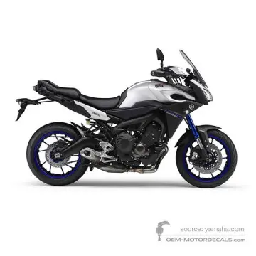 Yamaha TRACER 900 2015 - Srebrny - Mat Silver 1