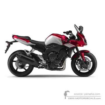Yamaha FZ1S FAZER 2011 - Czerwony - Deep Red Metallic K