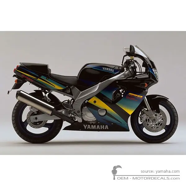 Yamaha FZR600 1995 - Black 2