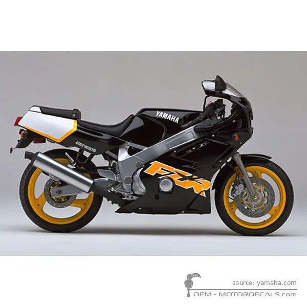 Yamaha FZR600 1997 - Yamaha Black