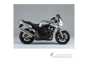 Aufkleber für Yamaha FZS600 FAZER 2000 - Silber • Yamaha OEM-Aufkleber
