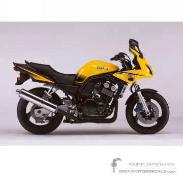 Yamaha FZS600 FAZER 2002 - Geel - Reddish Yellow Cocktail 1