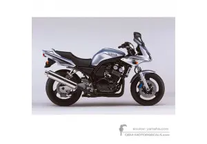 Aufkleber für Yamaha FZS600 FAZER 2002 - Silber • Yamaha OEM-Aufkleber