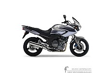 Decals for Yamaha TDM900 2005 - Silver • Yamaha OEM Decals