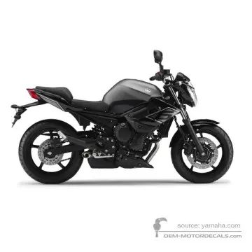 Yamaha XJ6 DIVERSION 2013 - Szary - Mat Gray Metallic 3