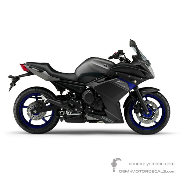 Aufkleber für Yamaha XJ6F DIVERSION 2013 - Grau • Yamaha OEM-Aufkleber