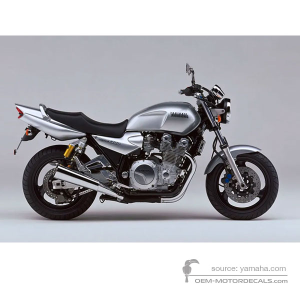 Aufkleber für Yamaha XJR1300 2001 - Silber • Yamaha OEM-Aufkleber