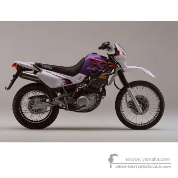 Yamaha XT600E 1995 - Weiss - Purplish White Solid