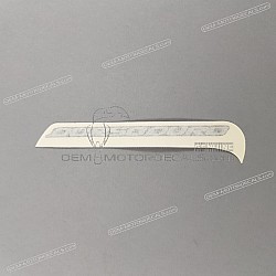 Pegatina para carenado frontal