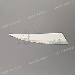 Front fender decal, right side