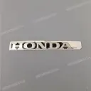 Emblema HONDA carena inferiore, lato destro