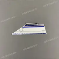 REPRODUCTION Adesivo carena anteriore superiore, lato destro X13S2832CD000