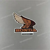HONDA Emblemat zbiornika paliwa, prawa strona X17531MB1000
