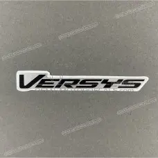 Emblemat na owiewkę boczną VERSYS Emblemat na owiewkę boczną VERSYS