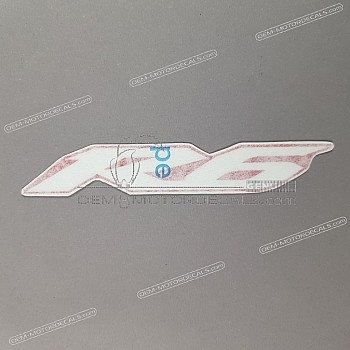 Front cowling decal 