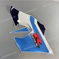 REPRODUCTION Adesivo pannello laterale, lato destro X6818029G30YJT