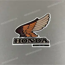 Emblemat zbiornika paliwa, lewa strona Emblemat zbiornika paliwa, lewa strona