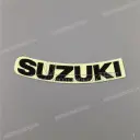 Emblème SUZUKI pour capot de selle