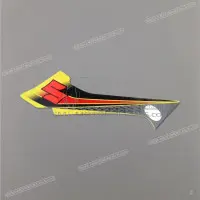 SUZUKI Decalcomania SUZUKI per convogliatore radiatore destro 68660-28H50-AWQ