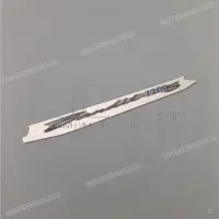 SUZUKI Emblema para carenado lateral Bandit 68681-32F00-BMP