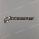 Emblemat na pokrywę boczną lewą MT-07