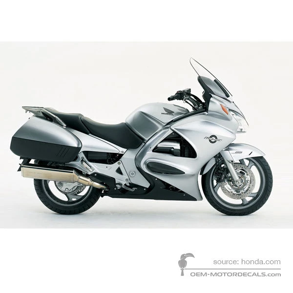 Aufkleber für Honda ST1300 PAN EUROPEAN 2004 - Silber • Honda OEM-Aufkleber