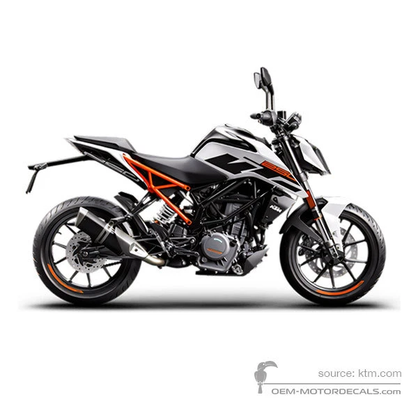 2017 ktm duke250 2017 KTM 250 Duke first ride review - Overdrive