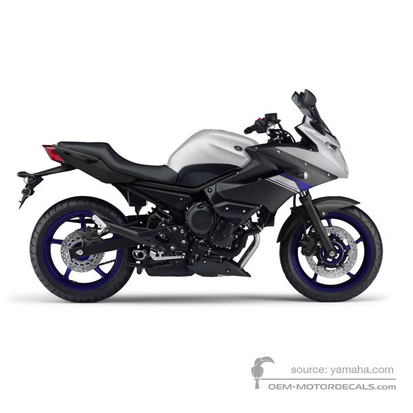Autocollants pour Yamaha XJ6S DIVERSION 2015 - Argent • Yamaha Autocollants OEM