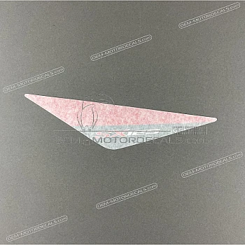 Naklejka na przednią owiewkę (czasza), prawa strona